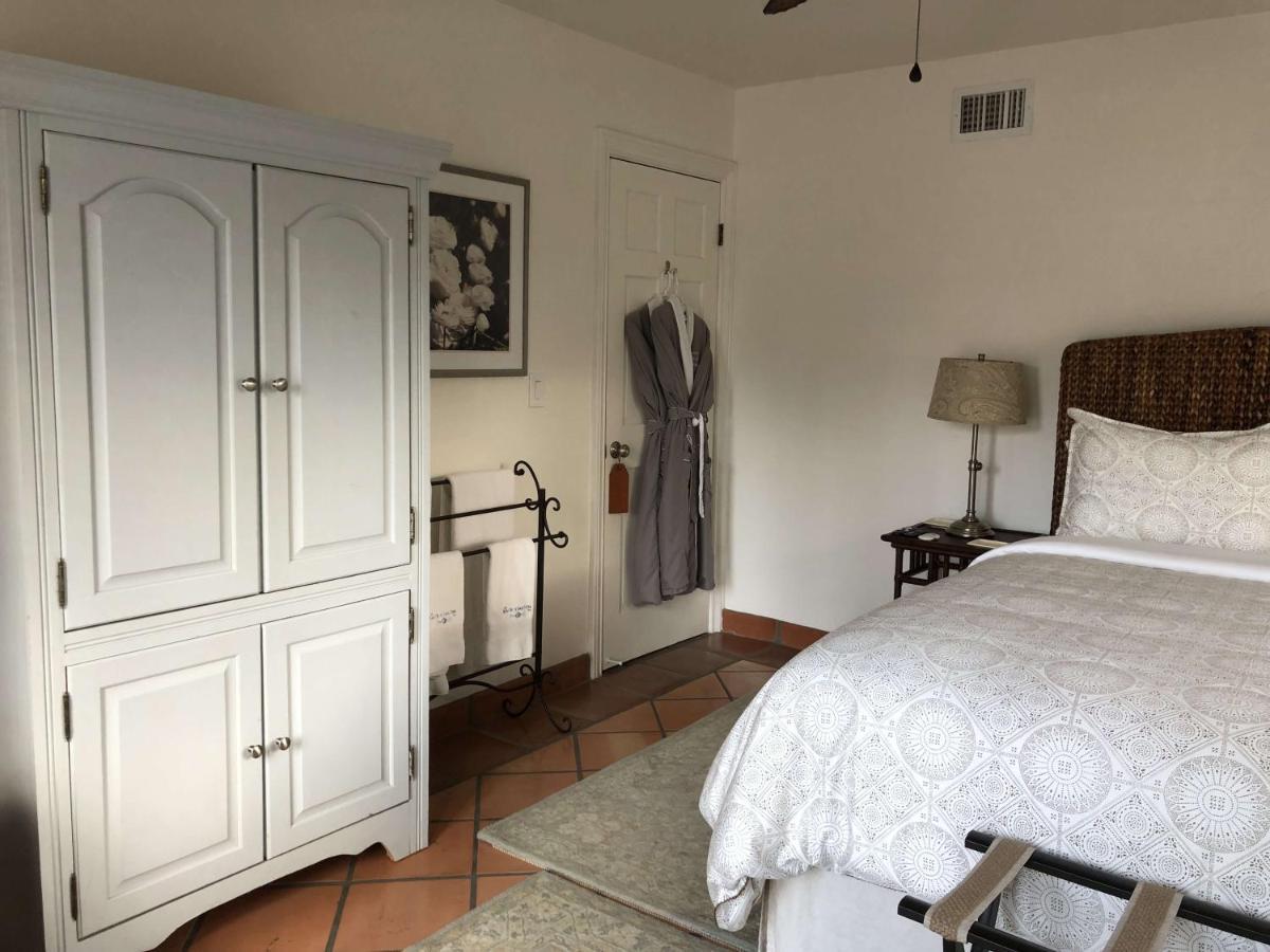 Kate Stanton Inn Encinitas Exterior photo